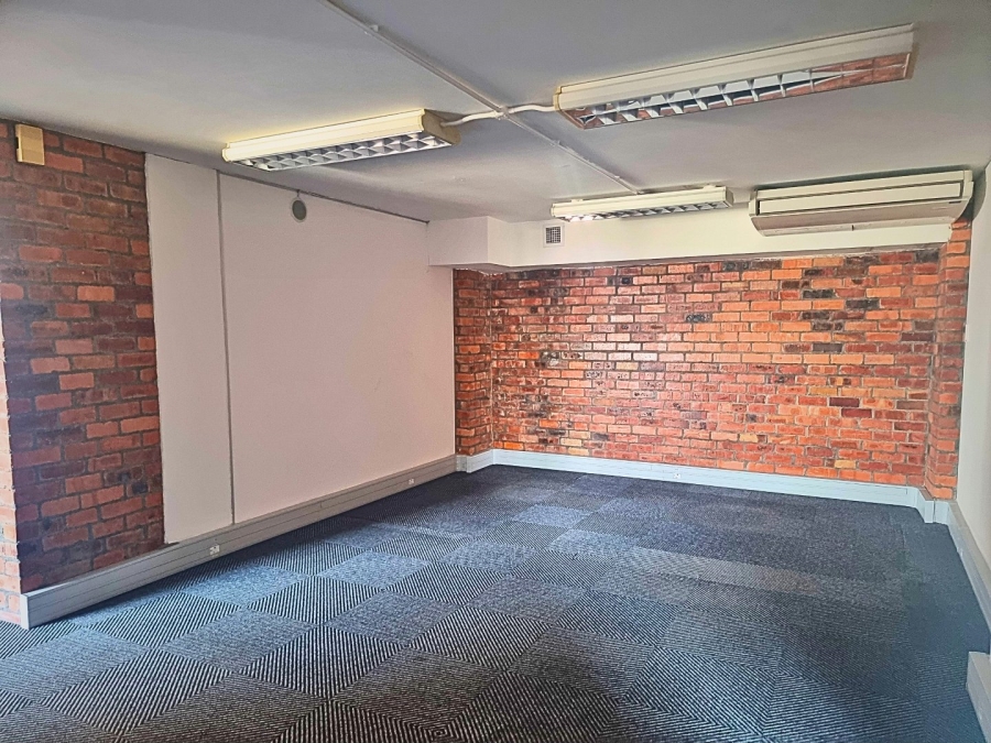 To Let commercial Property for Rent in De Waterkant Western Cape